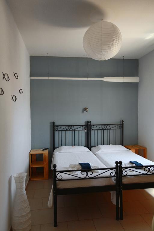 Aparthotel Oikeion Ermupoli Pokój zdjęcie